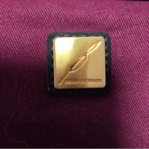 Elegant Brian Atwood Black Leather Crossbody Bag - Picture 14 of 16